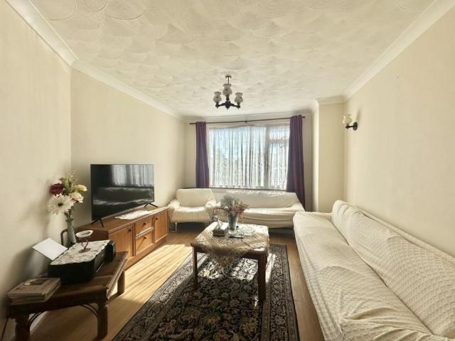 House for rent in Hayes, Greater London