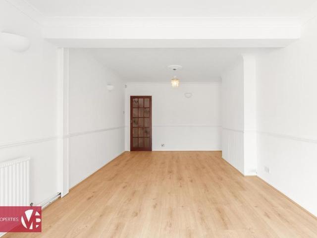 House for rent in Churchgate, Broxbourne