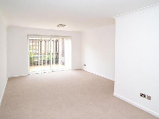 House for rent in London Borough of Croydon, Addiscombe