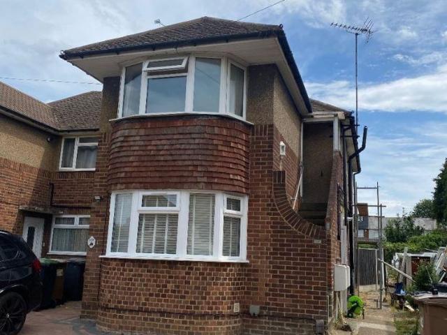 House for rent in Marsh Farm, Spring Park