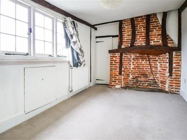 House for rent in Five Acres, Hertfordshire