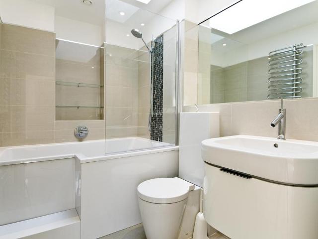 House for rent in Bayswater, Greater London
