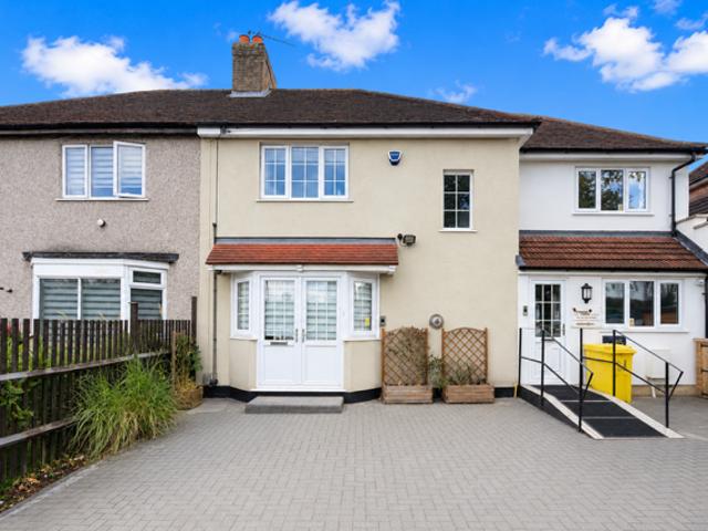 House for rent in London Borough of Havering, Greater London