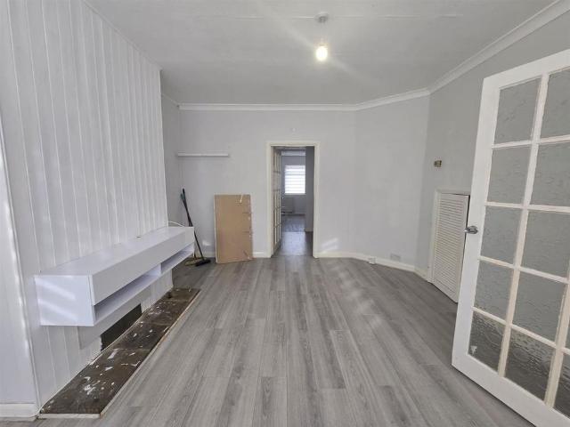 House for rent in Freezywater, Greater London