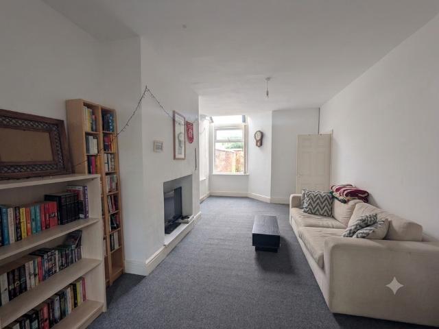 House for rent in Higher Broughton, Salford