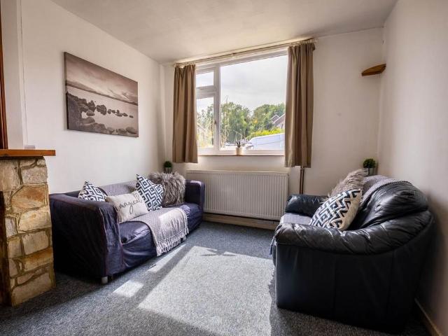 House for rent in Hales Place, The Bridge