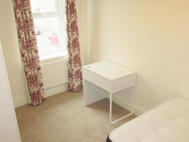 House for rent in Moorlands, Bare