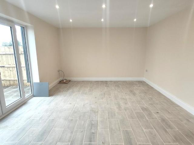 House for rent in Cockfield Great Green, Chelmondiston