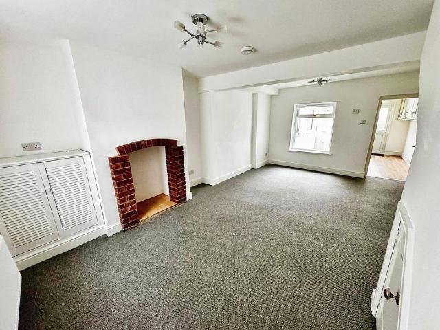 House for rent in Deans Hill, Wales