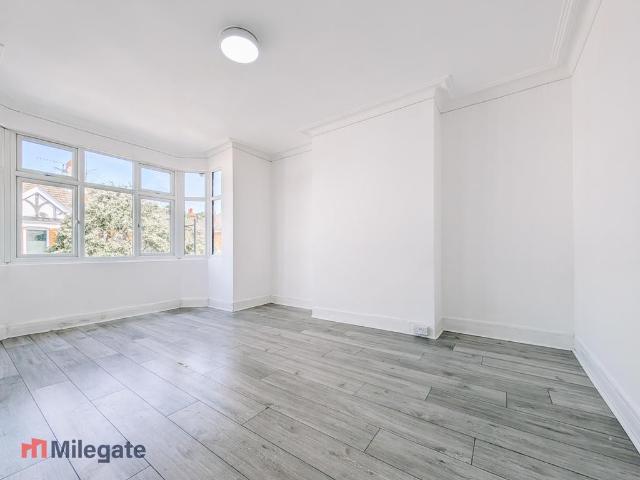 House for rent in Alton Barnes, Essex