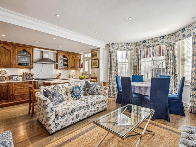 House for rent in Chelsea, Greater London