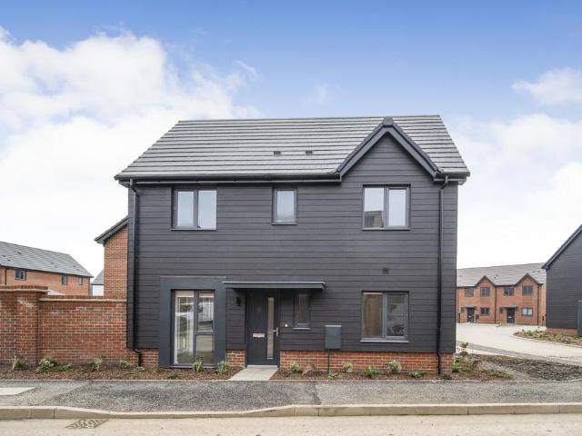 House for rent in Buckler's Park, Crowthorne