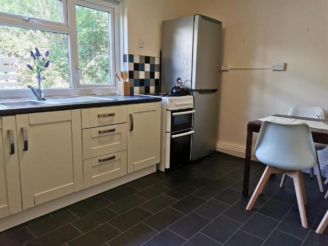 House for rent in Hales Place, The Bridge