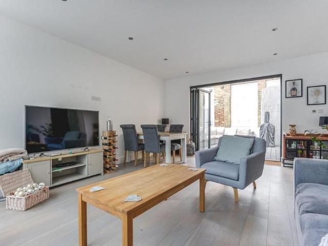 House for rent in Broadwater, Shephall