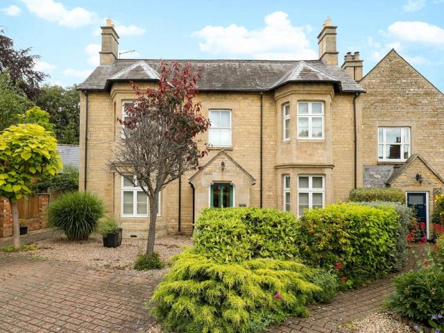 House for rent in Geddington