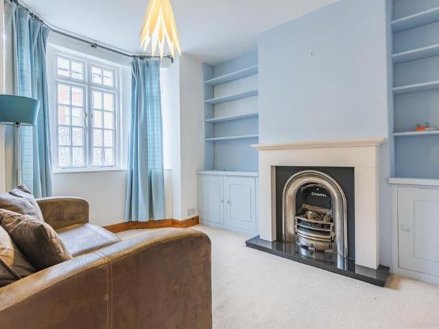 House for rent in The Slade, Oxfordshire