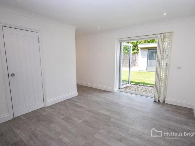 House for rent in Red Hill, Surrey