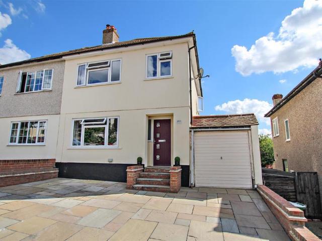 House for rent in Bexley, Greater London