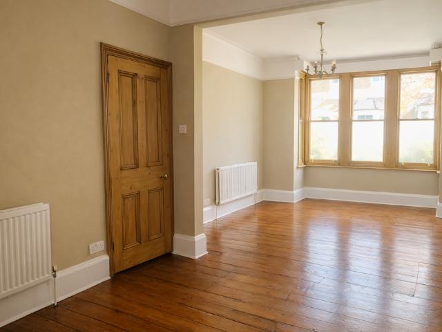 House for rent in London Borough of Croydon, Addiscombe