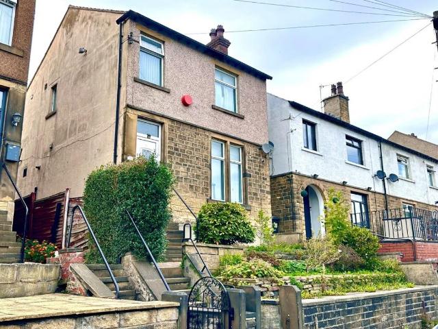 House for rent in Milnsbridge, Kirklees