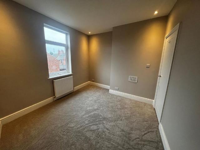 House for rent in Loundsley Green, East Midlands
