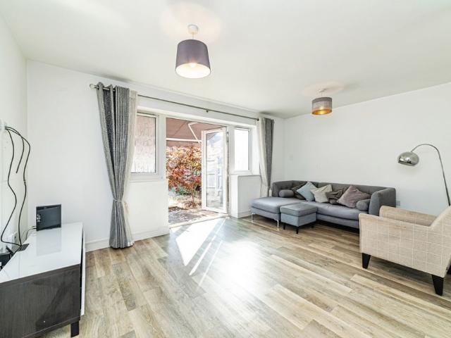 House for rent in Shinfield
