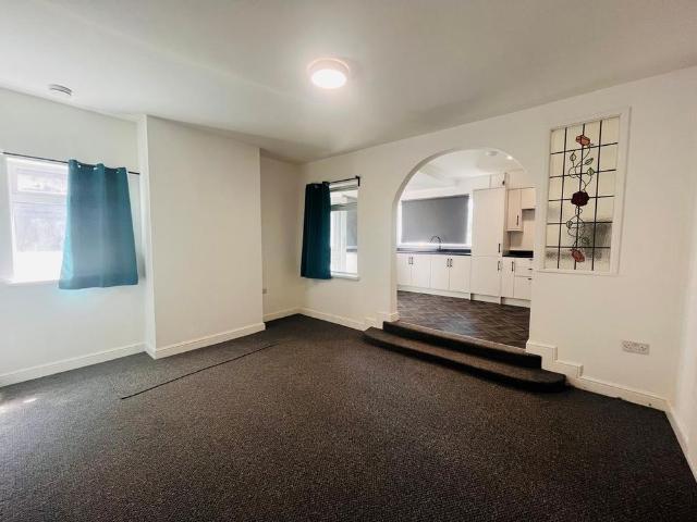 House for rent in Holmewood, Brackenfield