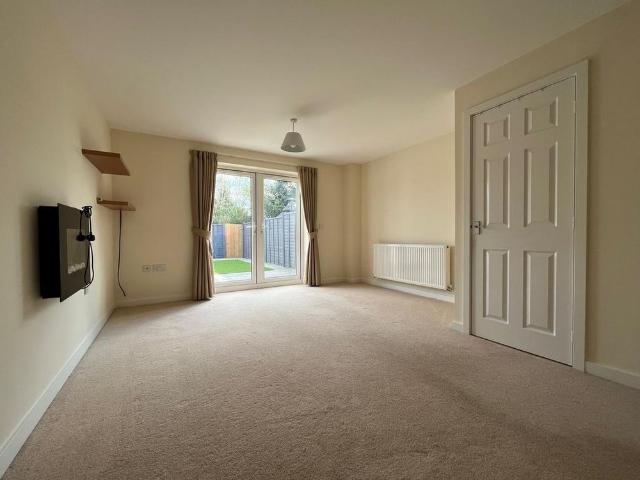 House for rent in The Wharf, Beamhurst
