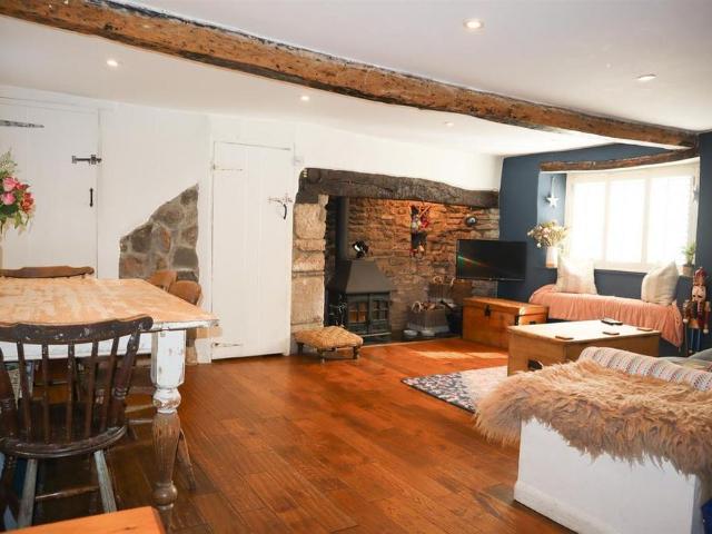 House for rent in East Clevedon, Clevedon