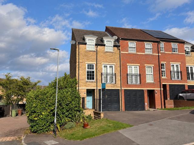 House for rent in Woolley Grange, Wakefield