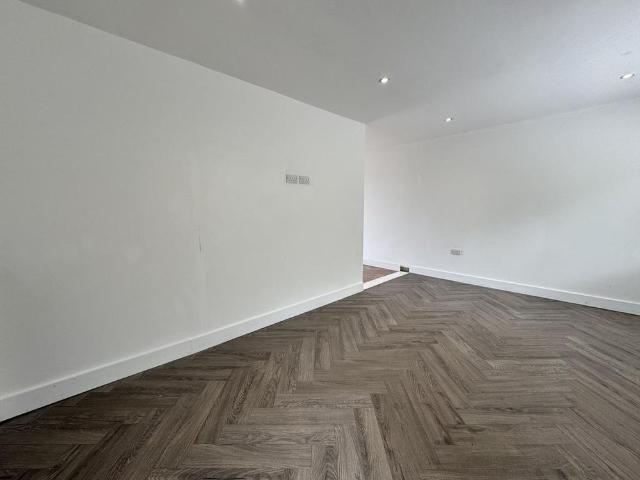 House for rent in Crindau, Newport