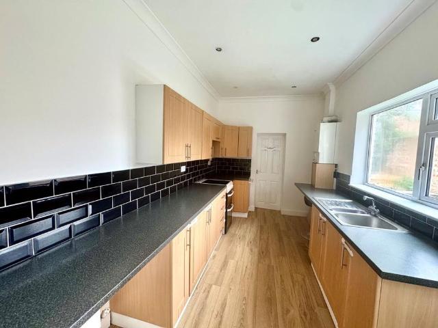 House for rent in Caldermill, East Midlands