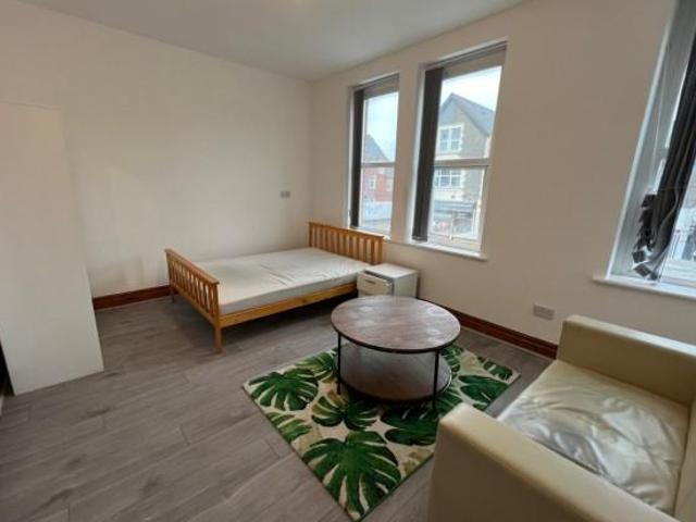 House for rent in Falcon Lodge, Wales