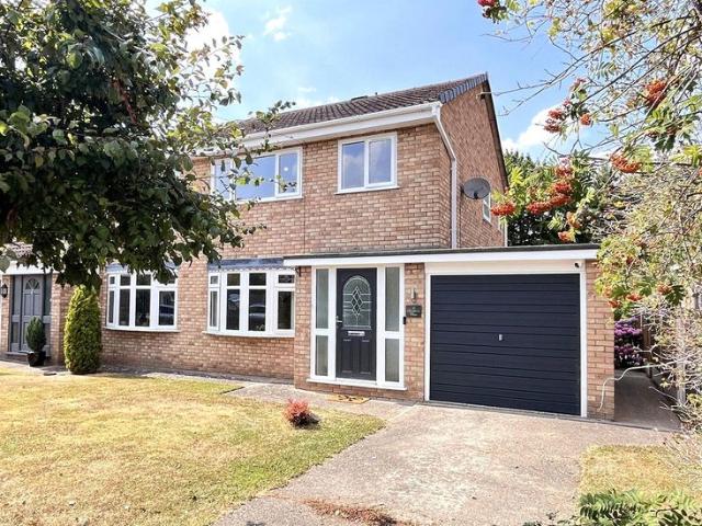 House for rent in Sundorne Grove, Shrewsbury