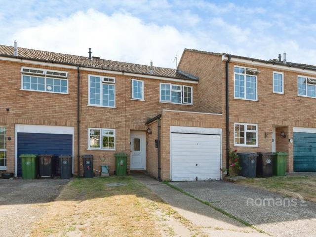 House for rent in Heol-las, Surrey