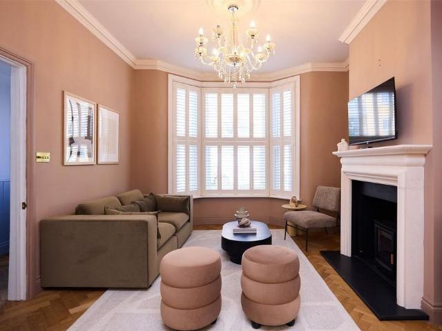 House for rent in London Borough of Southwark, Greater London