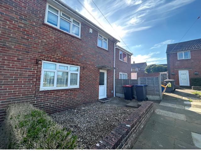 House for rent in St. Dunstan's, The Bridge