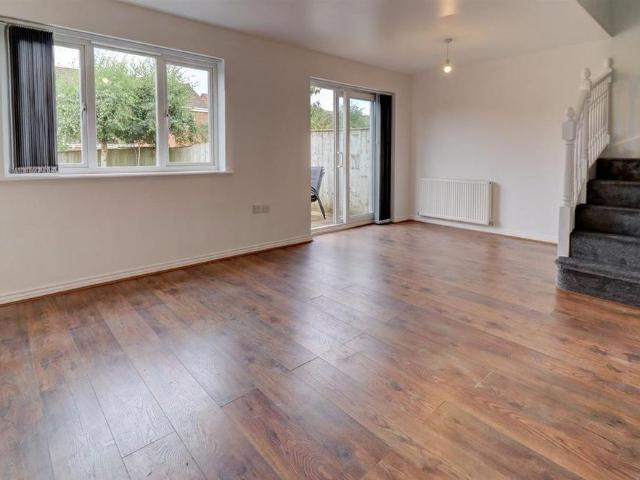 House for rent in Warwick Gates, Warwick