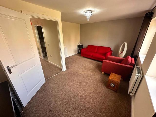 House for rent in Hayes, Greater London
