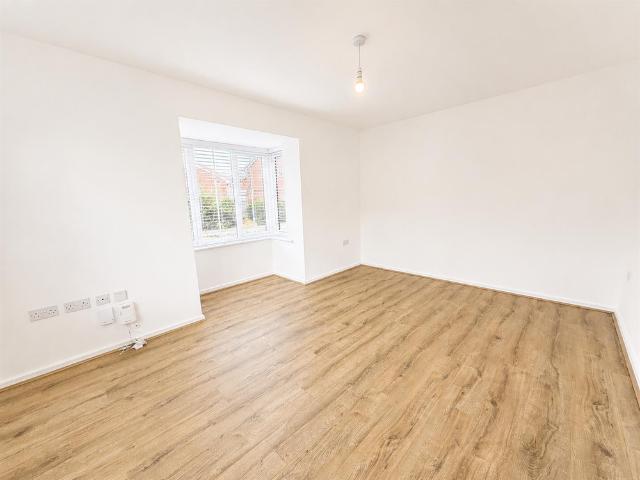 House for rent in Rossmore, Cheshire