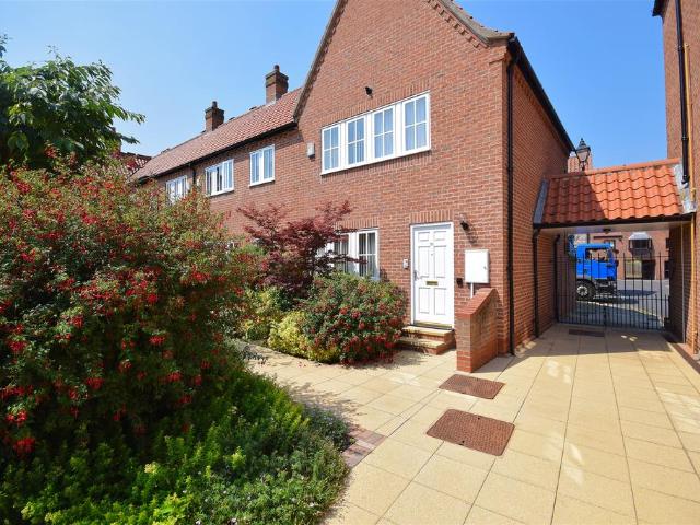 House for rent in High Field, York