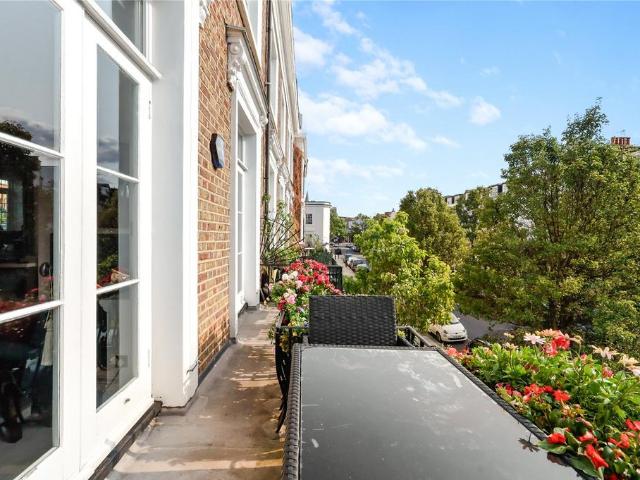 House for rent in Kensal Town, Bayswater