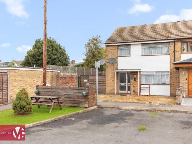 House for rent in Broxbourne, Hertfordshire
