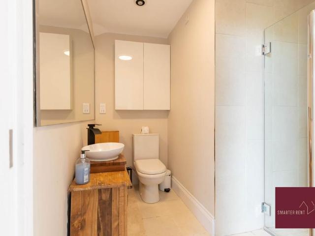 House for rent in London Borough of Merton, Merton Park
