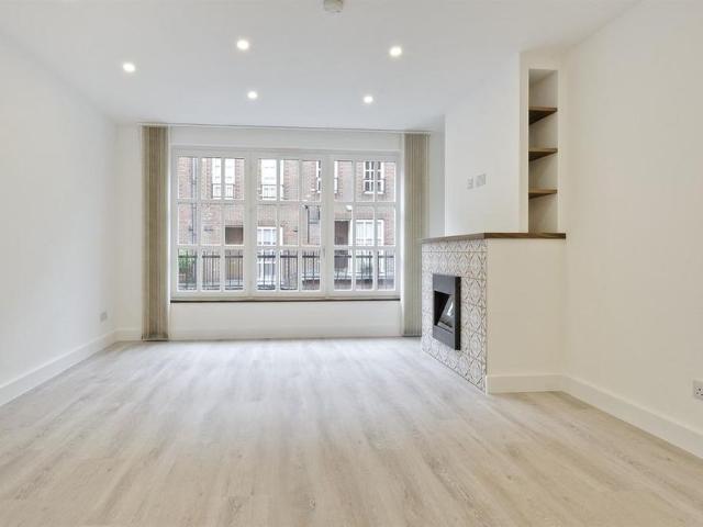 House for rent in Kensington, Greater London