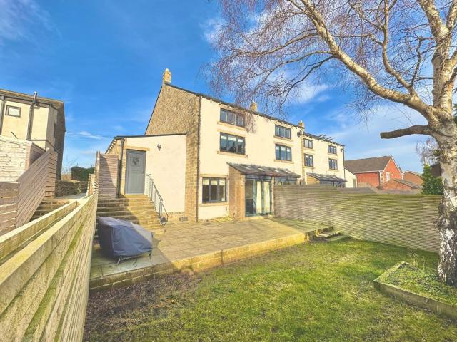 House for rent in Upper Cumberworth, Kirklees