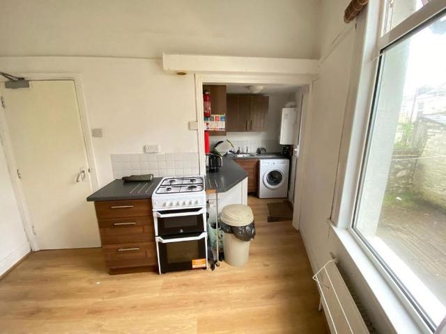 House for rent in Pennycomequick, Plymouth