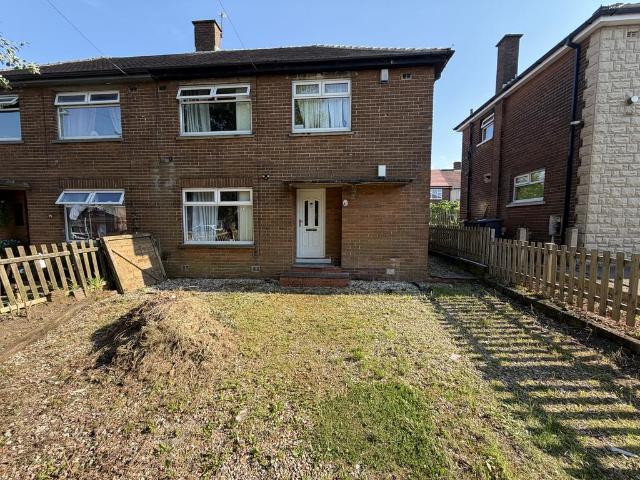 House for rent in Buttershaw, West Yorkshire