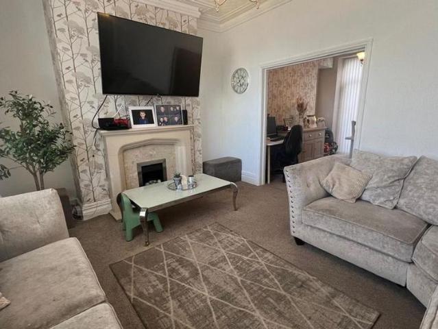 House for rent in Nangreaves, Wales