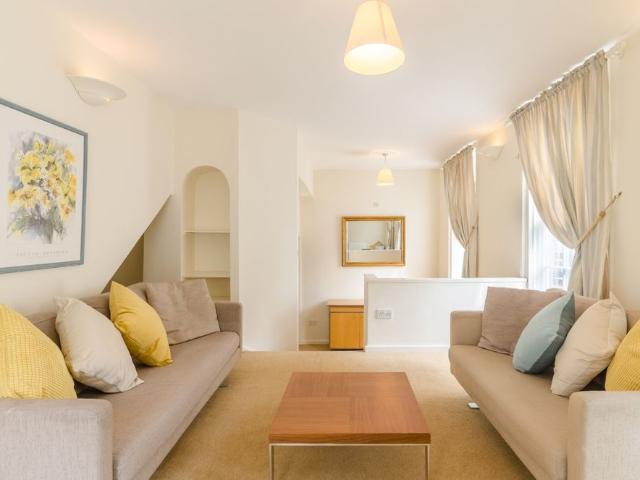 House for rent in Clementhorpe, York